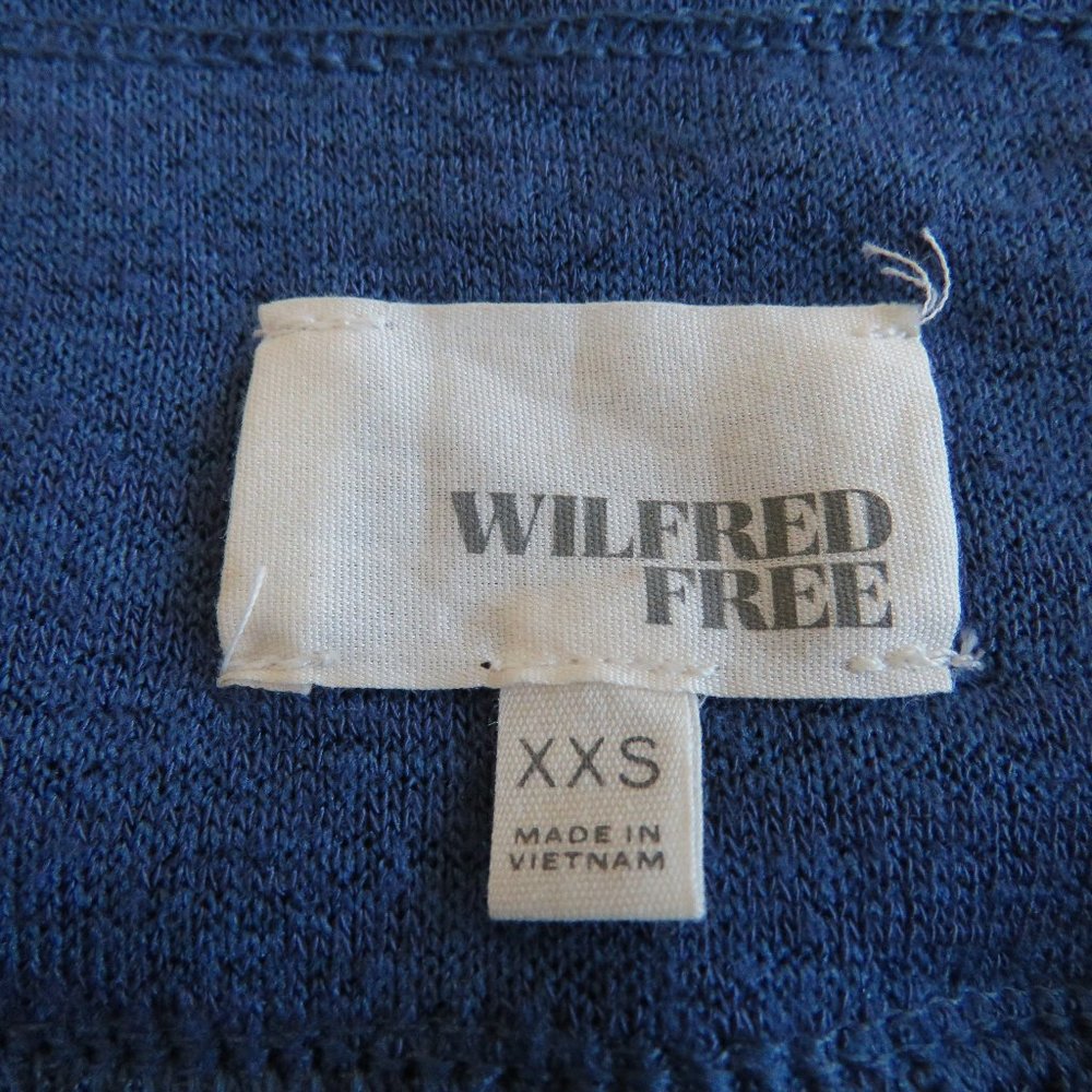 Aritzia Navy Midi Skirt with Side Slit - Picture 10 of 11